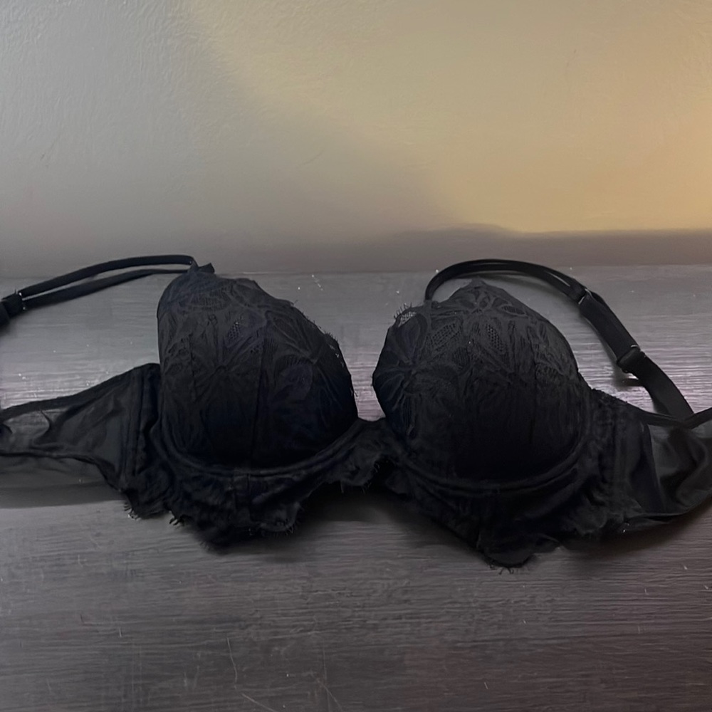 Victoria’s Secret black lace bra.
